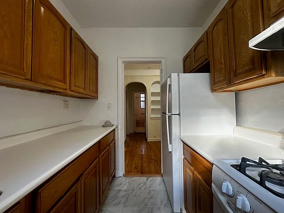 2nd image of 8750 Kingston Pl APT 4F
