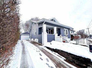 1611 25th St, Moline, IL 61265