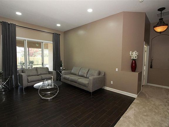3rd image of 3256 Hawks Nest Dr