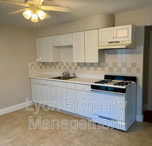 243 East St #1F — Photo 1