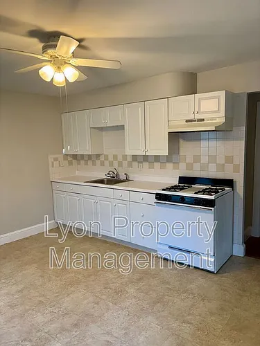 243 East St #1F Photo 1