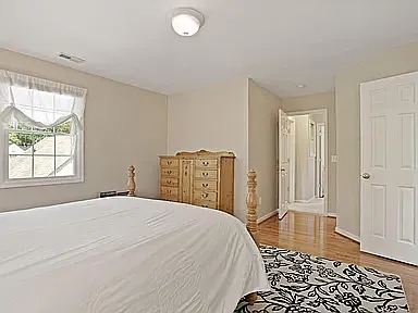2918 Monroe Pl — Photo 23