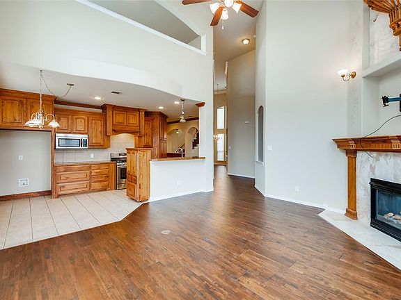5th image of 5432 Centeridge Ln