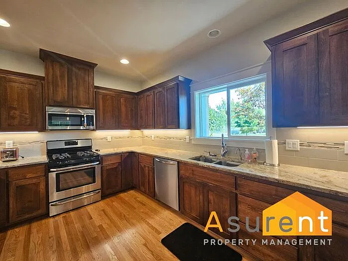 1160 Boulder Ridge St — Photo 16