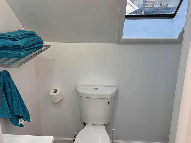 10806 Bernard Ave #3 — Photo 23