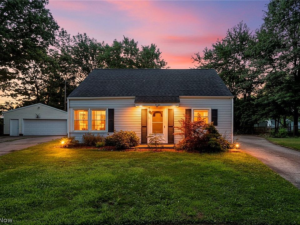 1st image of 2139 Suncrest Cir