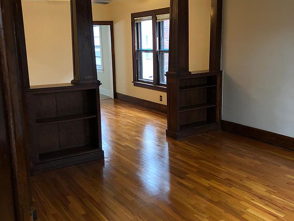 Living room - view from front door