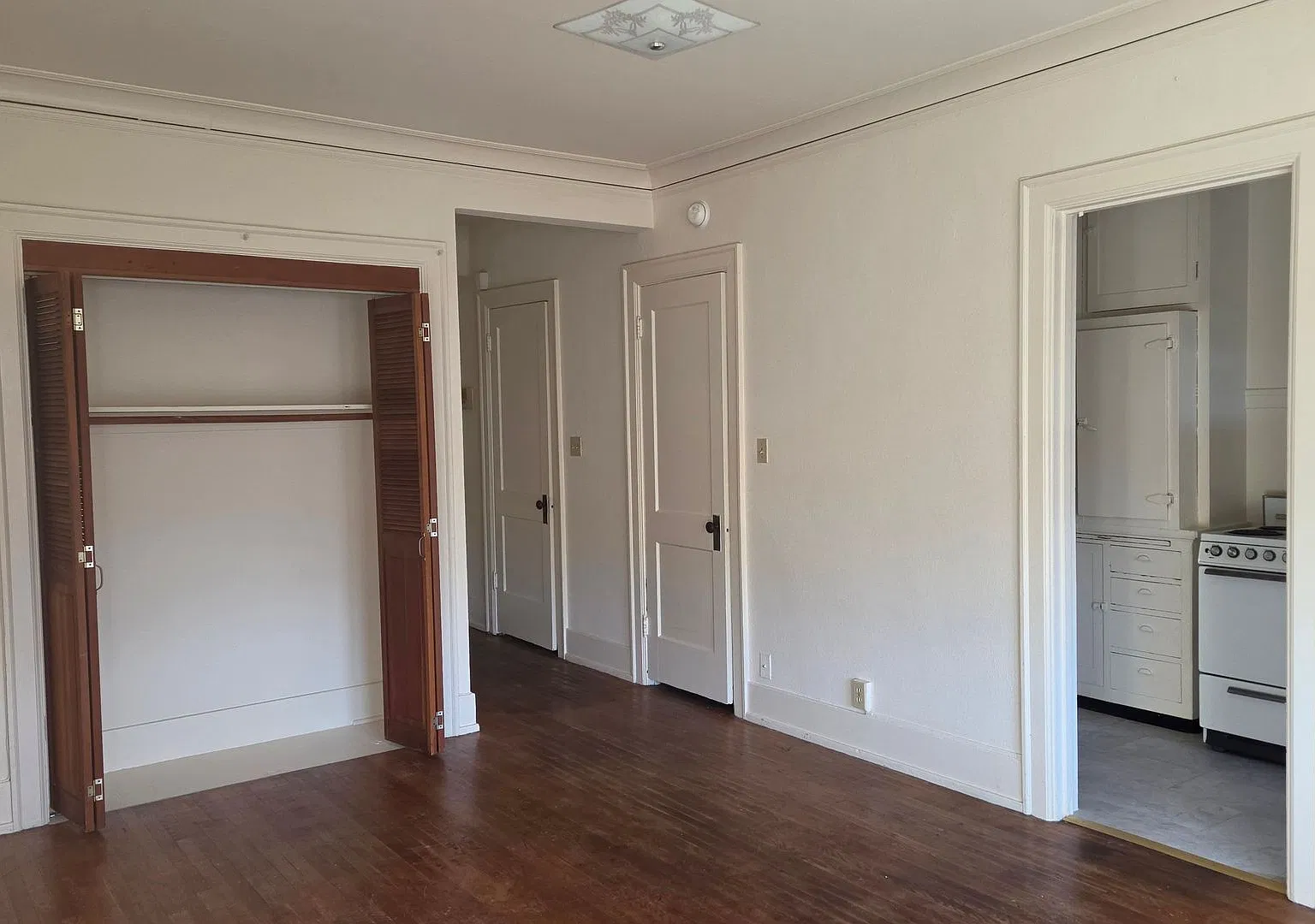 Hamm Building Residential — Photo 2
