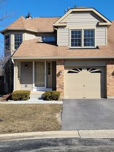 3274 N Carriageway Dr #3274, Arlington Heights, IL, 60004
