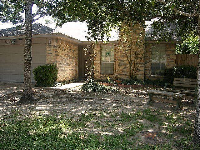 1st image of 507 Penwood Ct