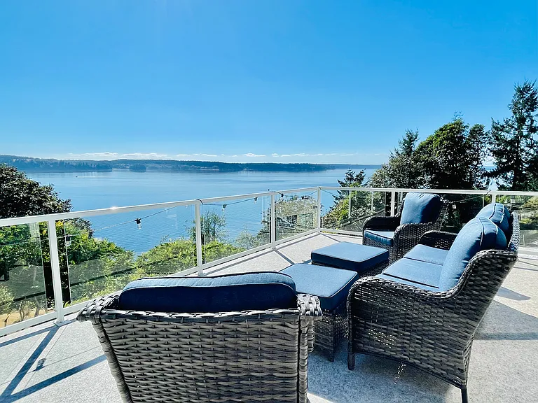 796 Leschi Way — Photo 12