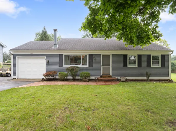 1507 Sunset Dr, Holiday Hills, IL 60051