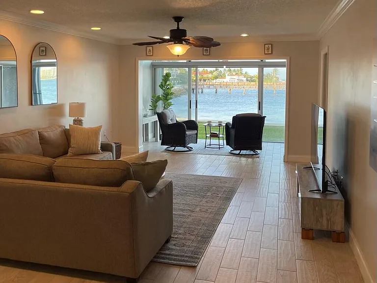 410 Wilma Cir #103 — Photo 5