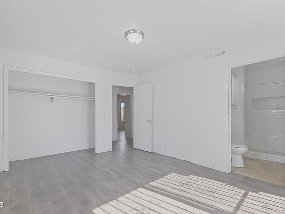 5th image of 4572 E 5th St