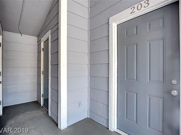 2nd image of 5375 Angler Cir Unit 203