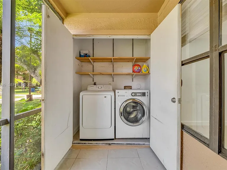 15560 SW 104th Ter #6112 — Photo 15