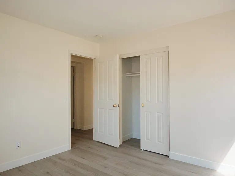 74 Alevera St — Photo 12