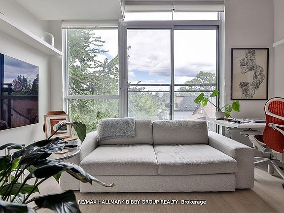 3rd image of 130 Rusholme Rd #309