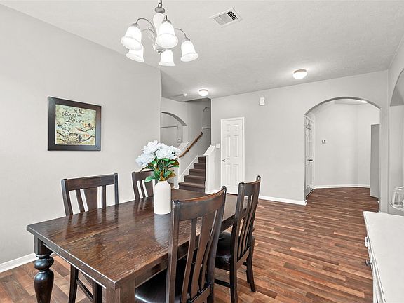 5th image of 8414 Piping Rock St