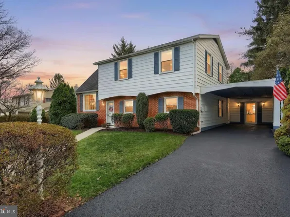 4256 Livingstone Dr, York, PA 17402