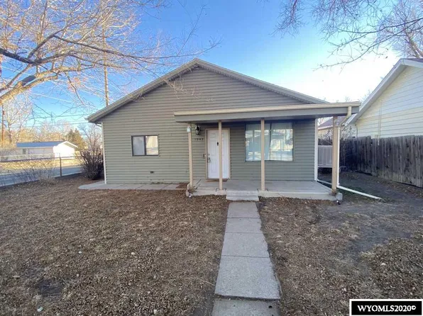 1043 Saint Mary St, Casper, WY 82601