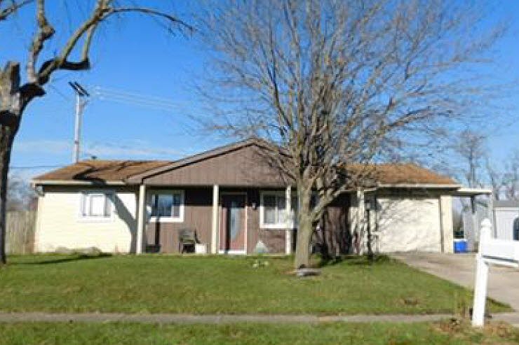 1st image of 2804 W Brookfield Dr
