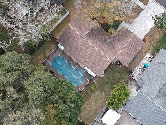 4th image of 721 Countryshire Ln