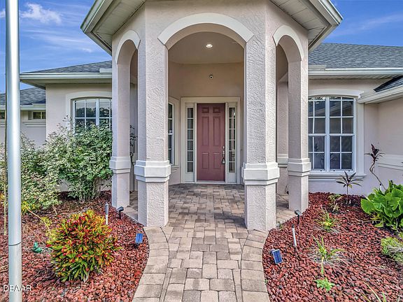 4th image of 472 Quail Hill Dr