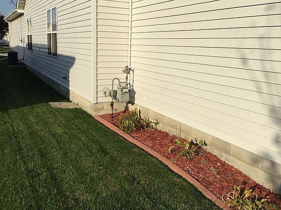 3rd image of 1723 Dogwood Dr
