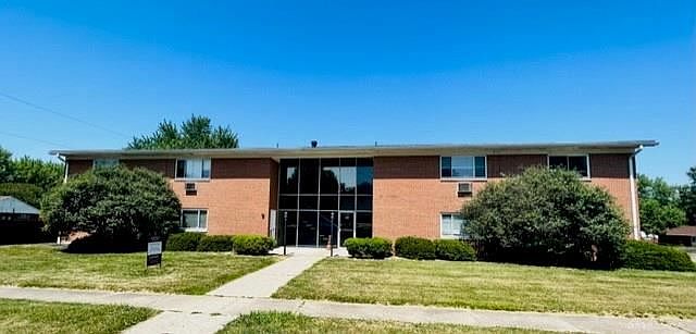 1st image of 3101 Bromley Pl