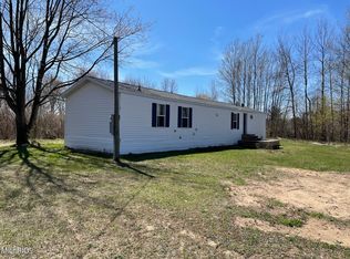 571 S 96th Ave, Shelby, MI 49455