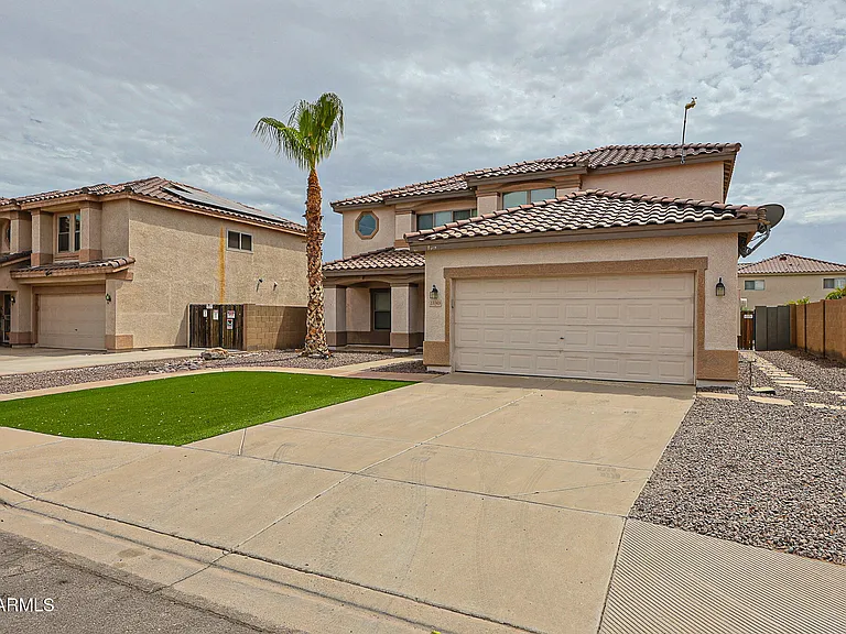 15569 W Gelding Dr — Photo 2