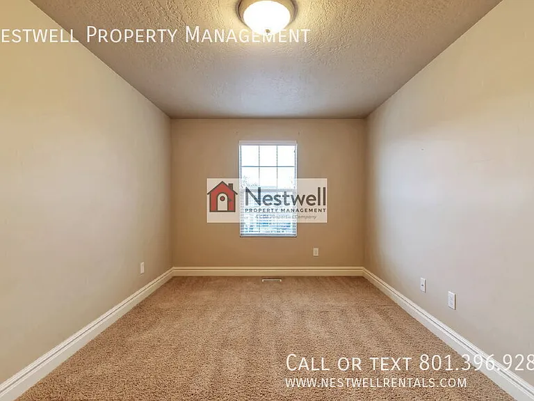 1360 E Foxmont Ln — Photo 19