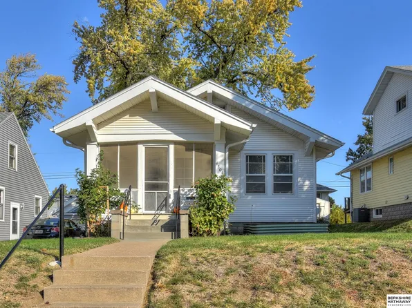 4304 Pacific St, Omaha, NE 68105