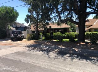 2848 Alabama St, La Crescenta, CA 91214