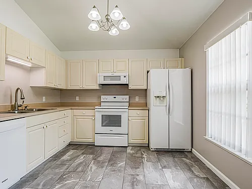 1456 25th Ct SW Photo 1
