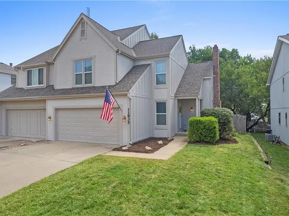 11935 Goodman St, Overland Park, KS 66213