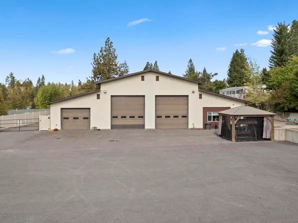 174 NE Stringham Rd, Rockford, WA 99030