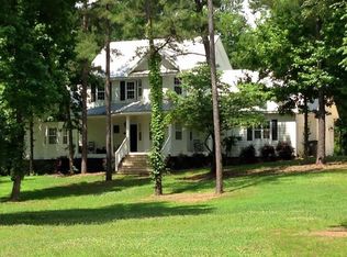 377 Cane Creek Ln, Sylacauga, AL 35151