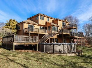 41 McNulty Dr, New Milford, CT 06776