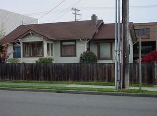 215 4th Ave S, Edmonds, WA 98020