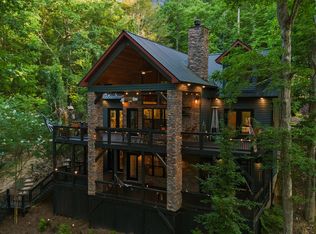 252 Armor Ct, Ellijay, GA 30540