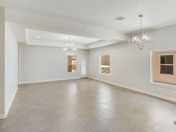 4th image of 984 Stamfordham St