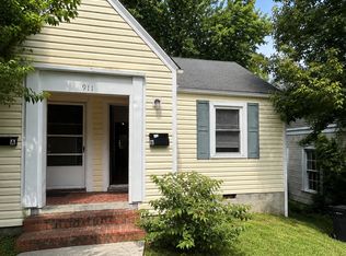 911 Clarendon St #B, Durham, NC 27705