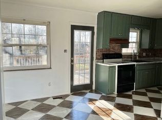 221 Cogdill Rd, Knoxville, TN 37922