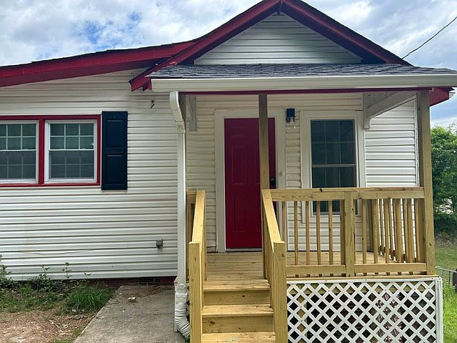 1st image of 219 Jerry Dr