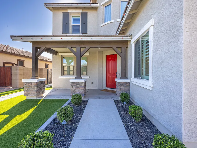 22725 E Desert Hills Dr — Photo 3