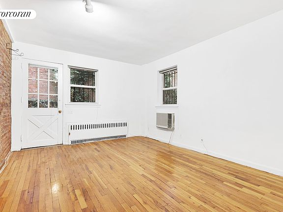 4th image of 53 W 76th St APT 4B