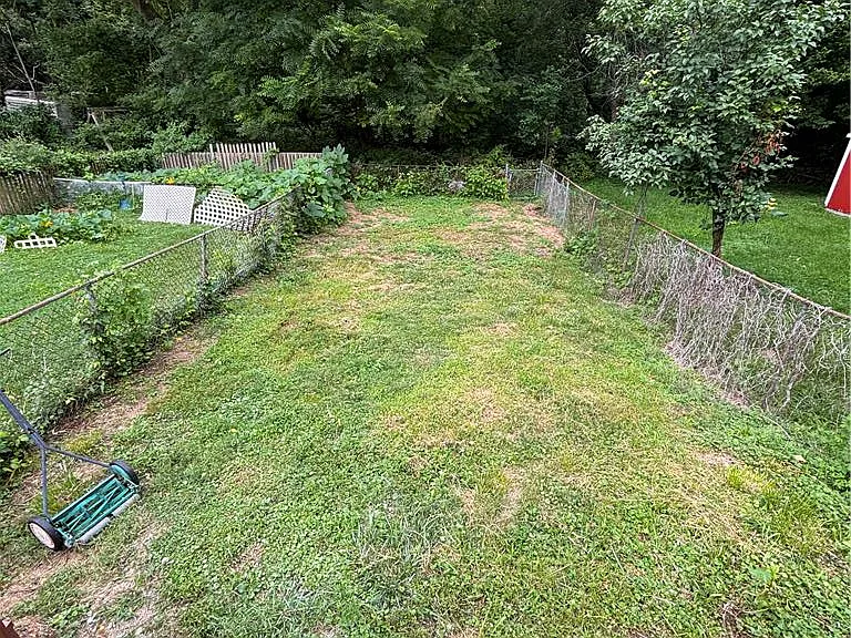 840 Constitution Dr — Photo 16