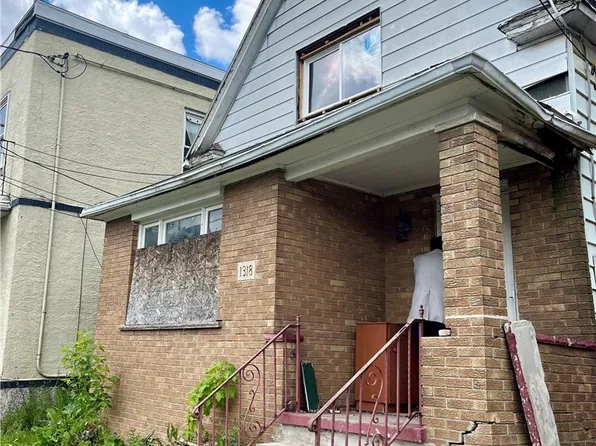 1318 Ashland Ave, Niagara Falls, NY 14301
